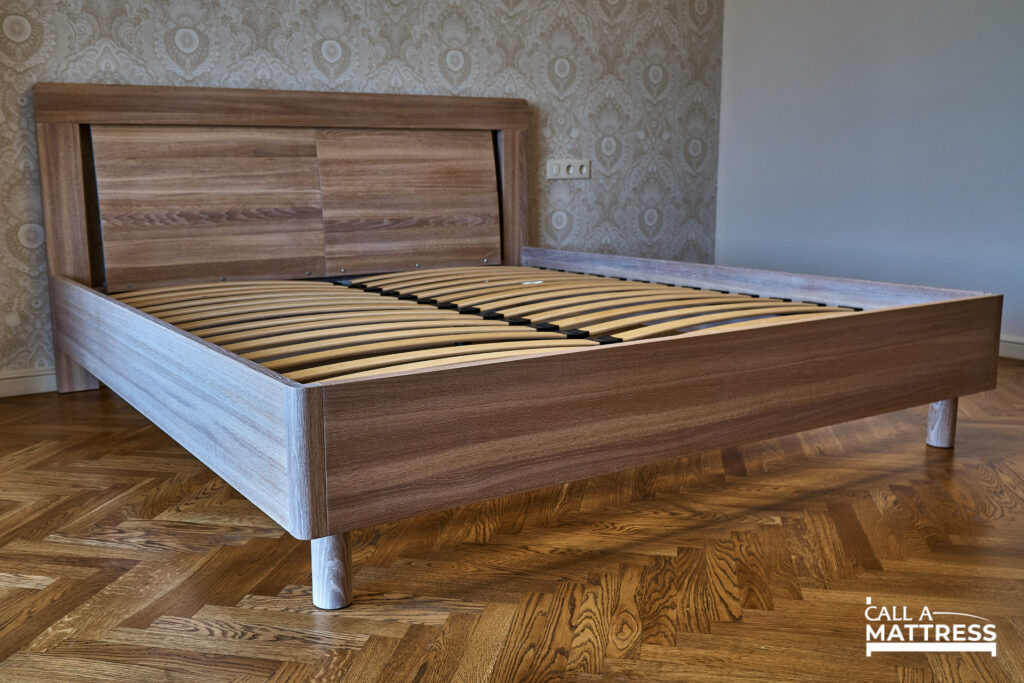 bed foundation, what is a bed foundation, mattress foundation frame, queen bed foundation, king bed foundation